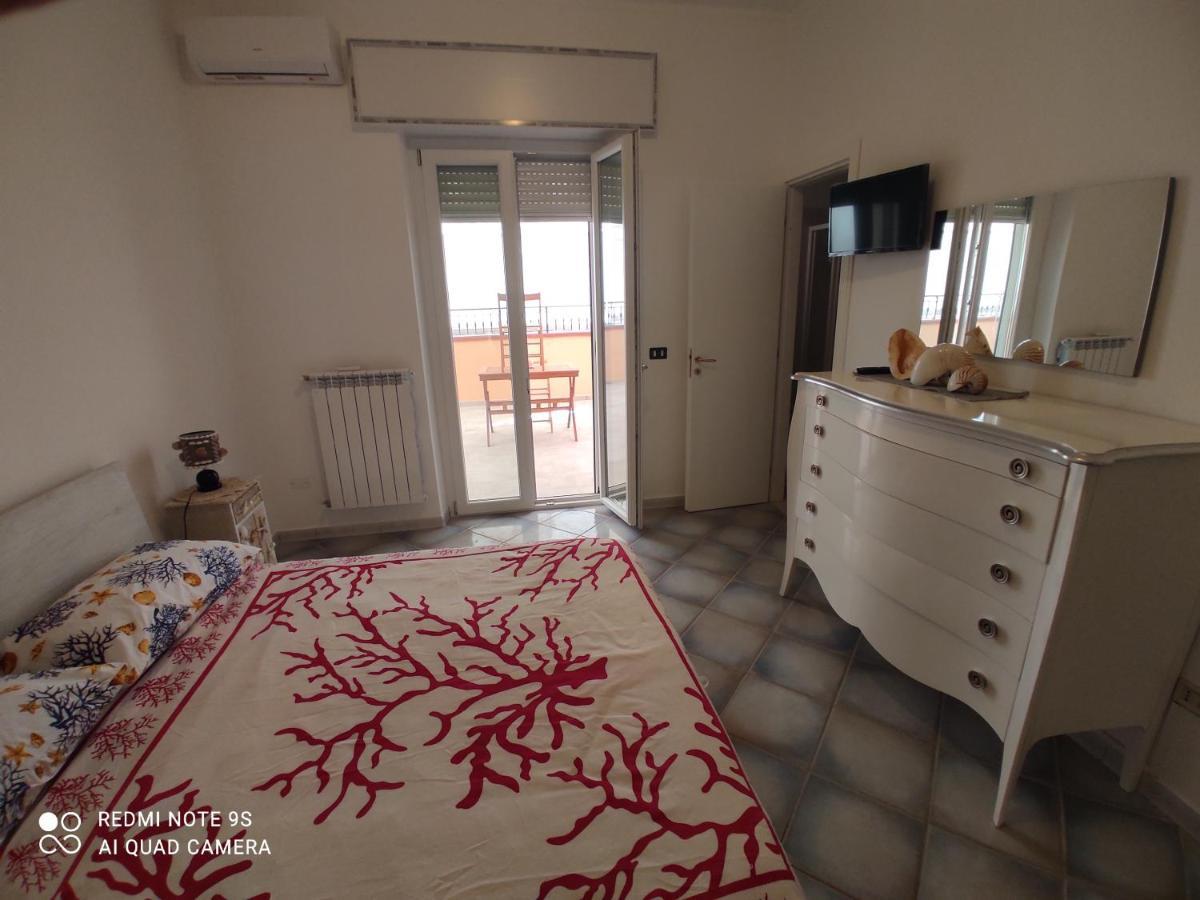 Bed and Breakfast La Casa Del Sole Террачина Екстер'єр фото